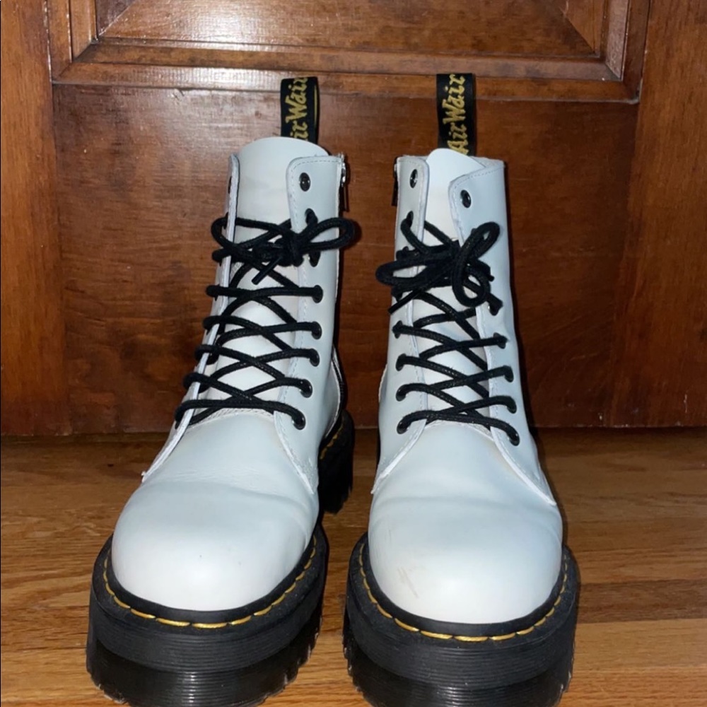 Dr. Martens Jadon Smooth Leather Platform Boot, Barely worn